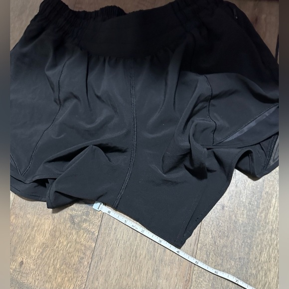 🌟Like New🌟 Lululemon: Hotty Hot Short II *Long 4" - Picture 12 of 12